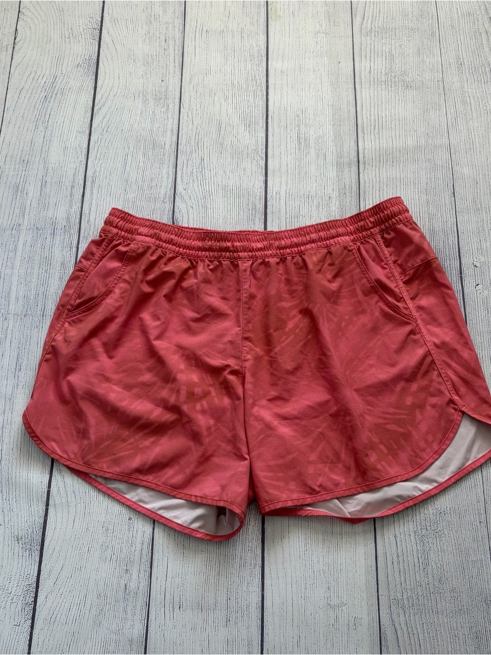 Columbia Bogata Coral Abtract Printed Active Shorts Size 2X